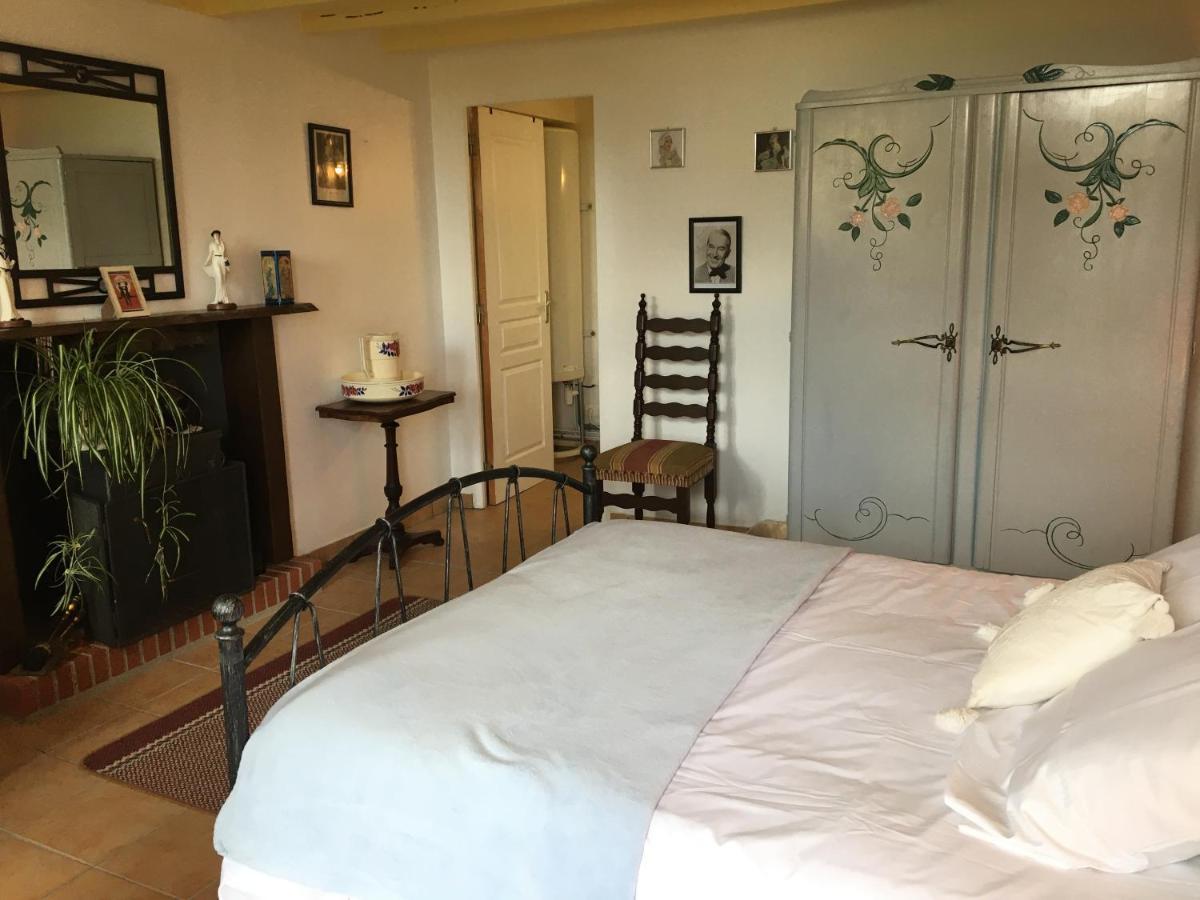 Bed and Breakfast A L Epoque Bouges  Exterior foto