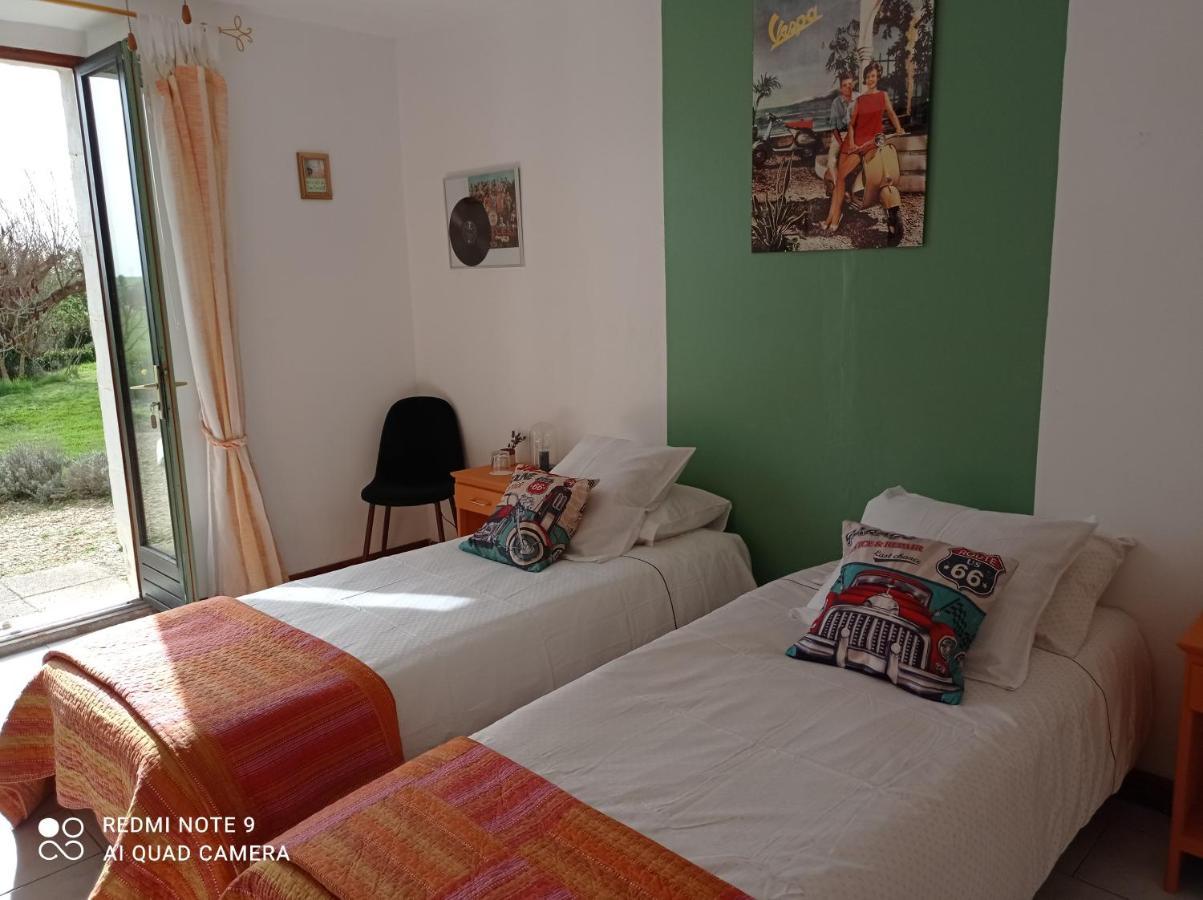 Bed and Breakfast A L Epoque Bouges  Exterior foto